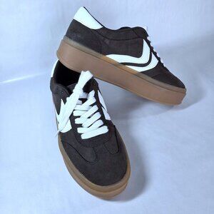 NWT Madden NYC Chocolate Brown Faux Suede Low Top Gum Sole Platform Sneakers